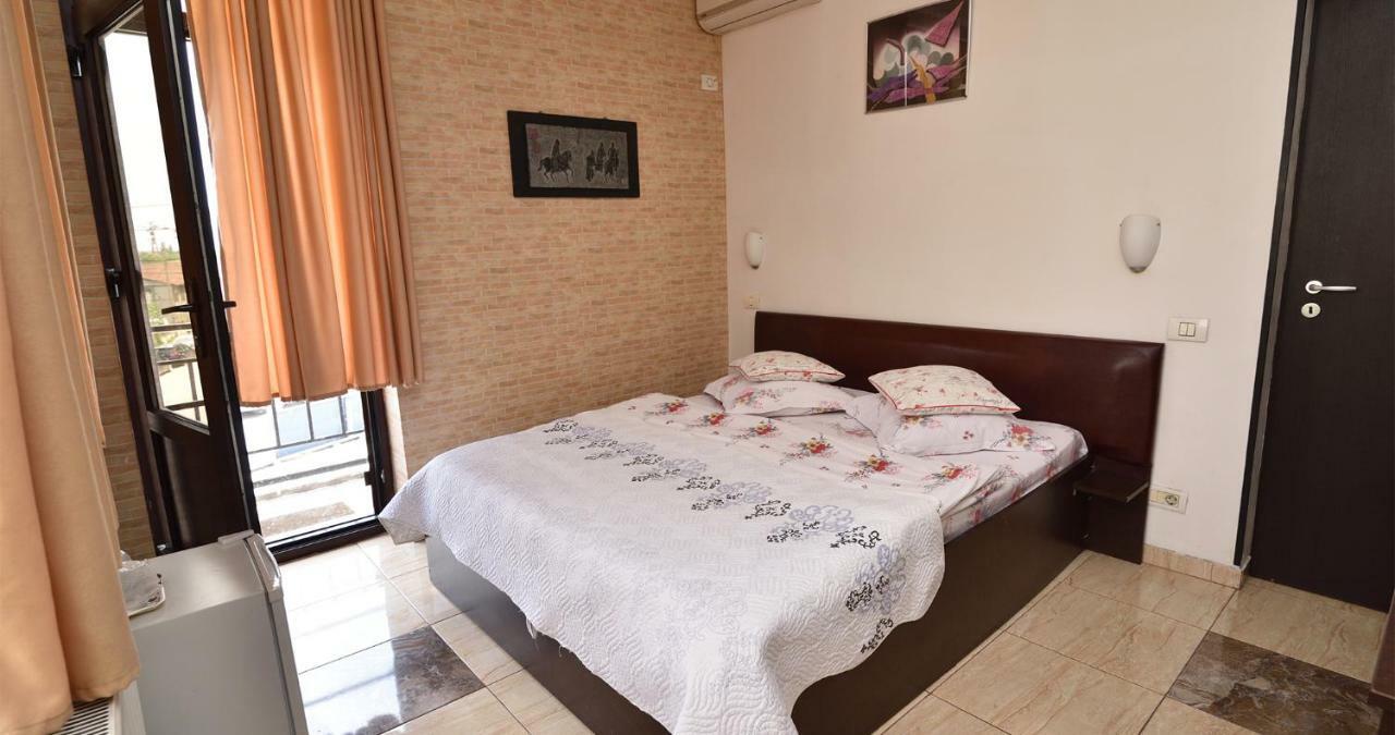 Hotel Taco Bukareszt Zewnętrze zdjęcie