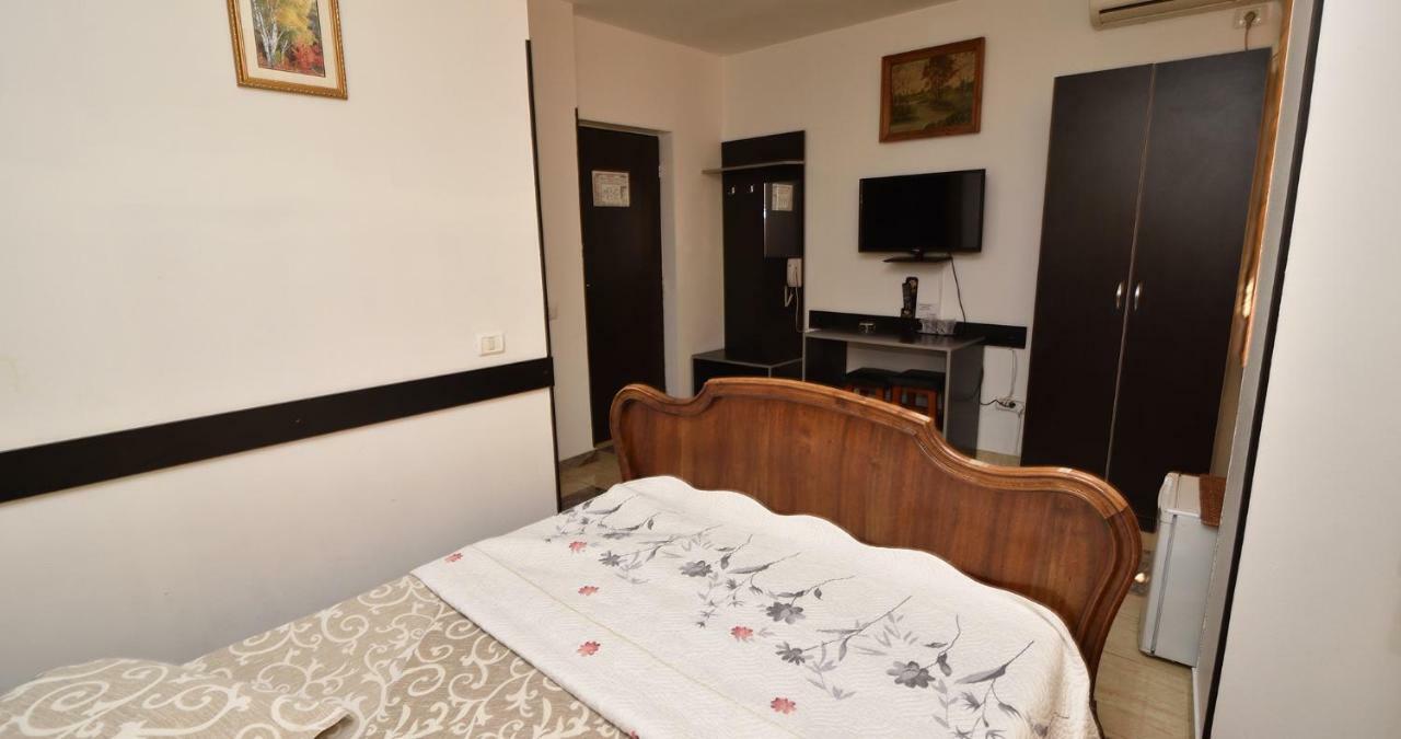Hotel Taco Bukareszt Zewnętrze zdjęcie